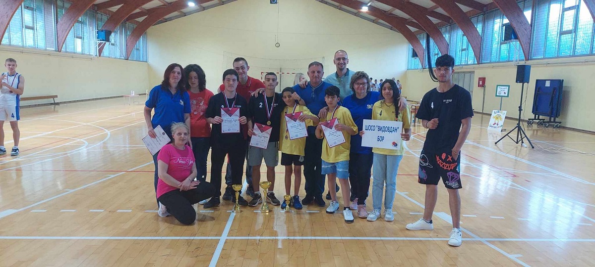 Спортска такмичења у стоном тенису