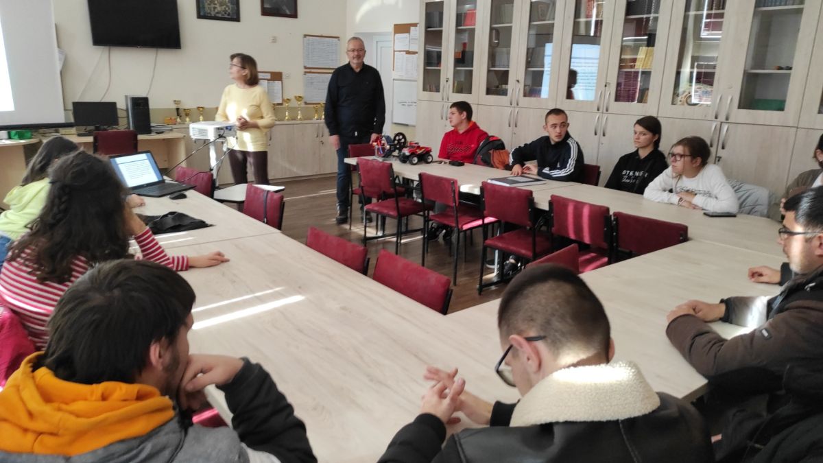 СВЕТСКИ ДАН НАУКЕ